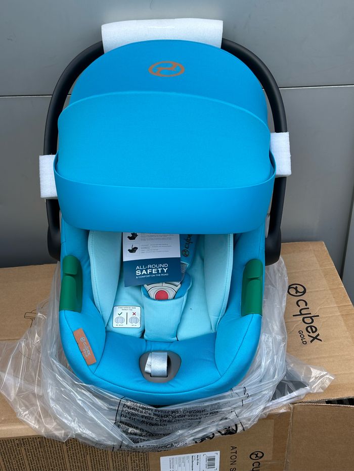 Siège auto aton S2 beach blue  cybex neuf jamais utilisé