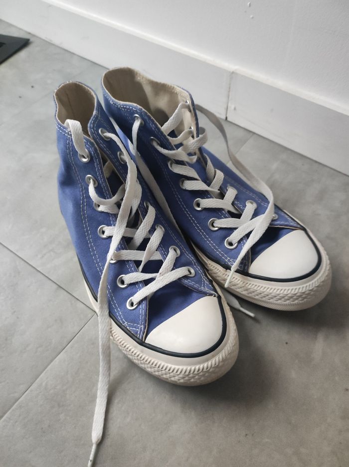 Converse hautes bleues