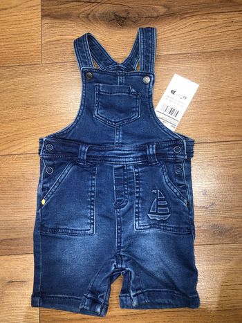 Salopette short orchestra 🌺 garçon taille 9 mois neuf avec étiquette