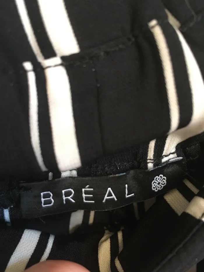 Superbe pantalon de la boutique Bréal en 38 excellent état - photo numéro 3