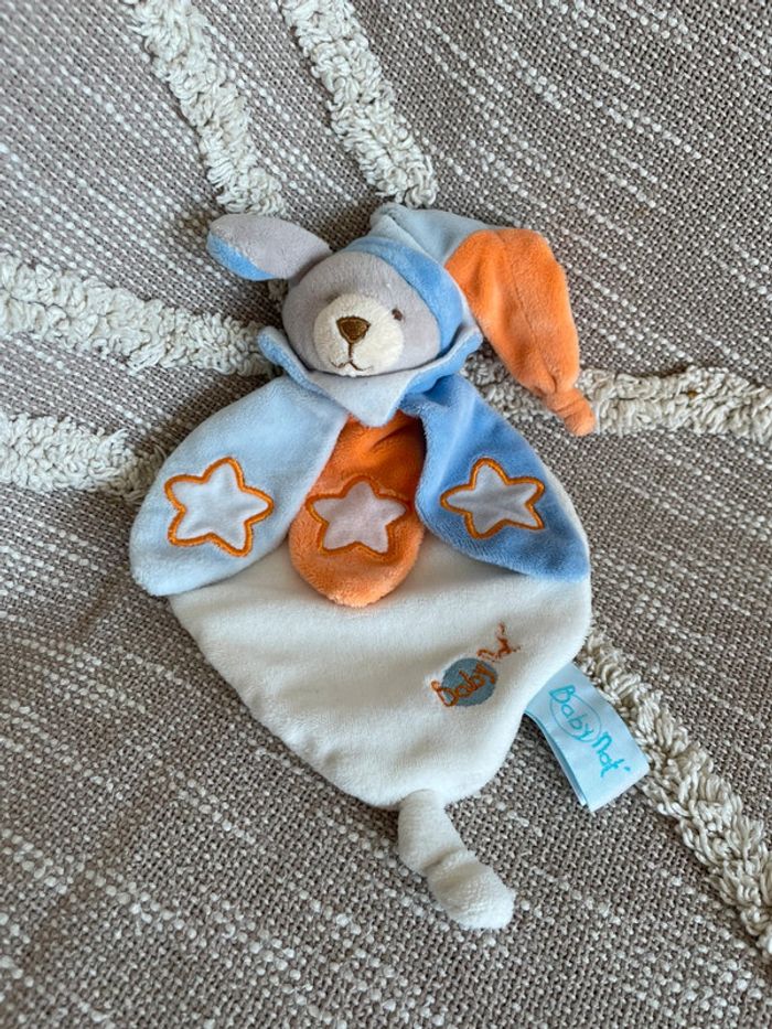 Peluche doudou plat 24cm Babynat chien ours blanc gris bleu orange très bon état