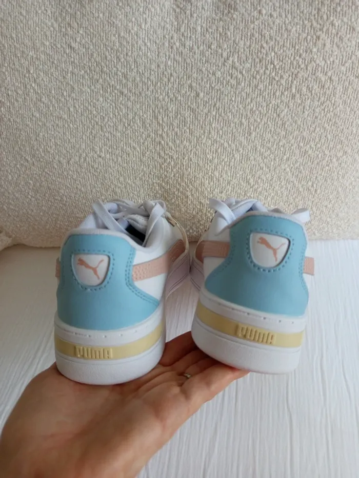 Paire de baskets sneakers Puma Skye pointure 38,5 - photo numéro 6