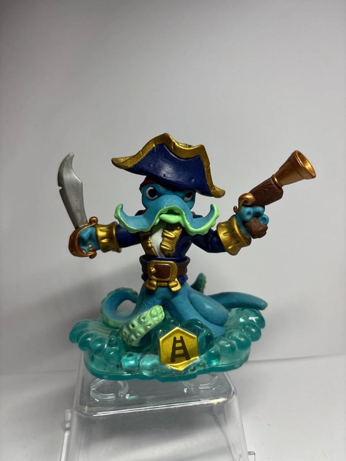 Wash buckler