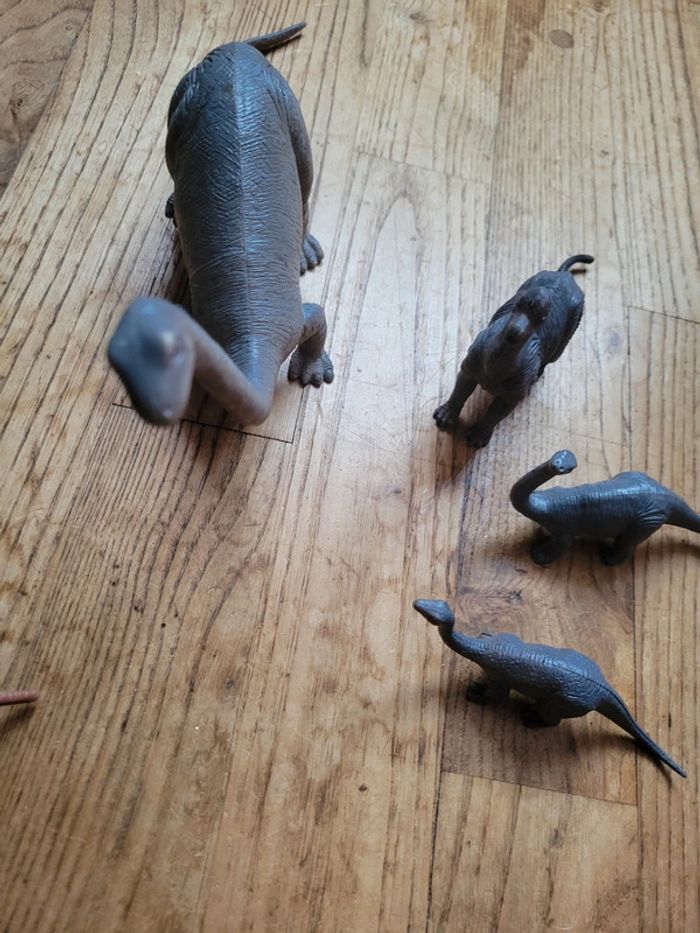 Lot de 19 figurines dinosaure + 1 figurine crocodile - photo numéro 7