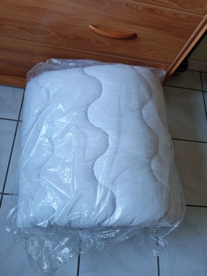 Couette Dimensions 240 cm × 220 cm - photo numéro 2