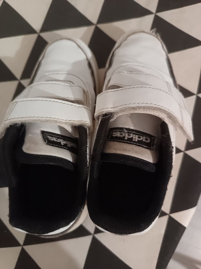 Basket pointure 30 blanche adidas - photo numéro 4