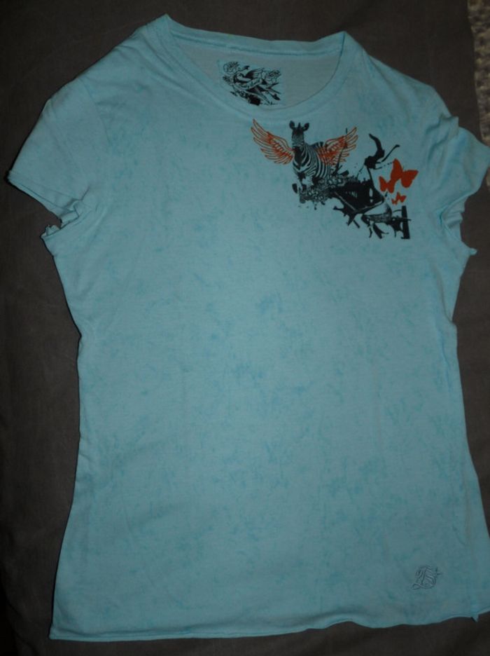 T-shirt Teddy Smith femme taille 2 mais correspond à un S-38