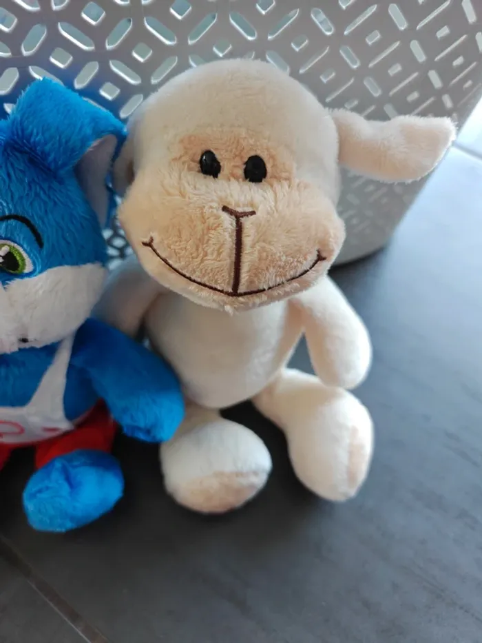 3 peluche kinder mouton lapin - photo numéro 4