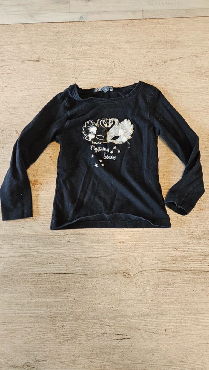 T shirt noir à manches longues, avec masque, TQF Collection, 5 ans - photo numéro 2