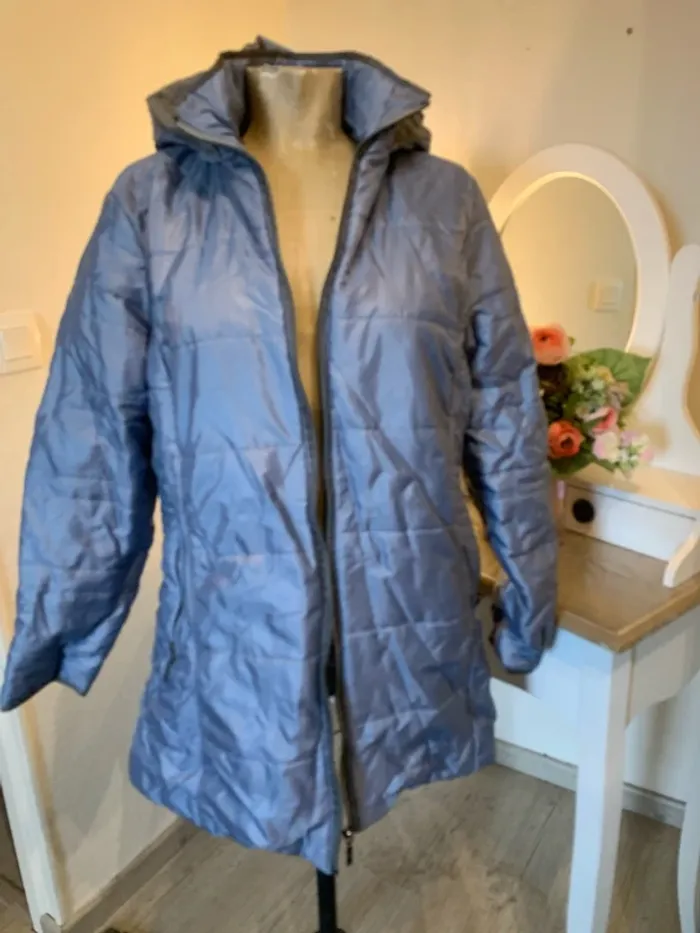 Veste doudoune à capuche femme neuve
