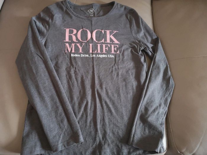 2 T shirt 9-10 ans - photo numéro 4
