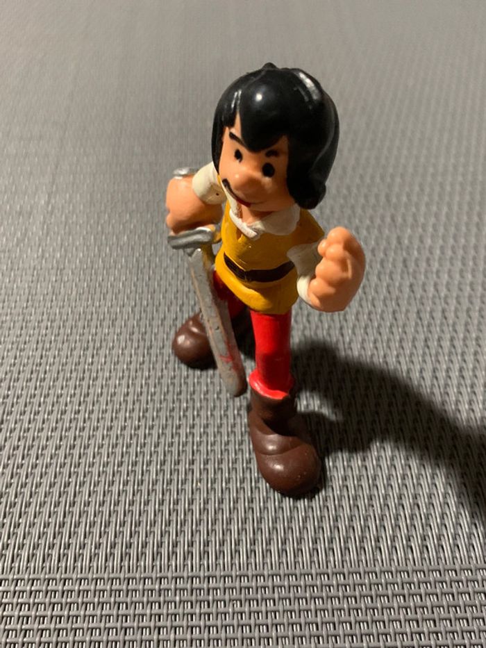 Figurine Schtroumpf Johan avec Épée PUYO 1978 - photo numéro 4