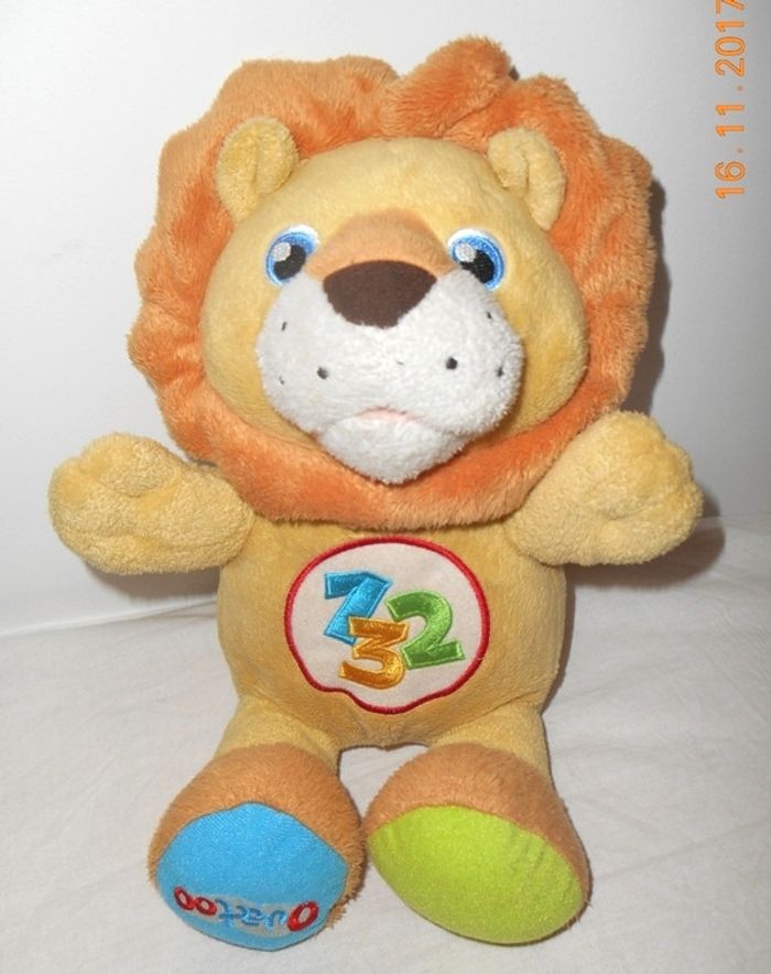 Lion peluche interactif Clementoni