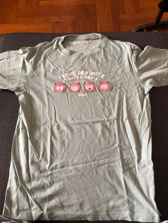 T-shirt spy x family