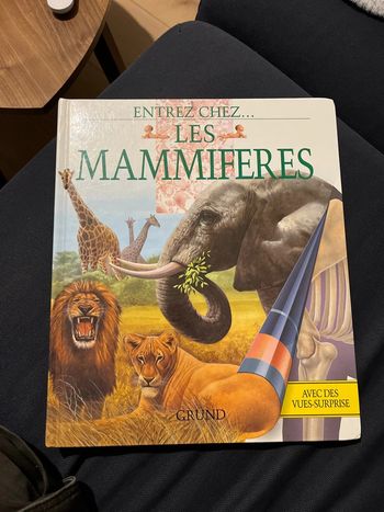 Livre pour enfants grund entrez chez les mammifères