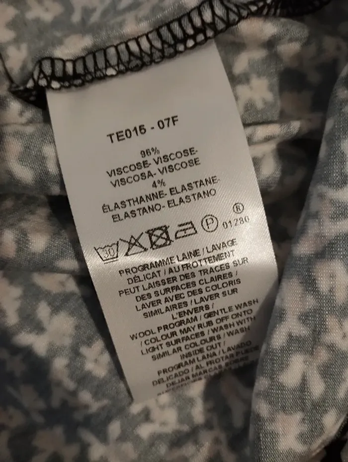 Blouse ML col v Caroll taille 40 - photo numéro 7