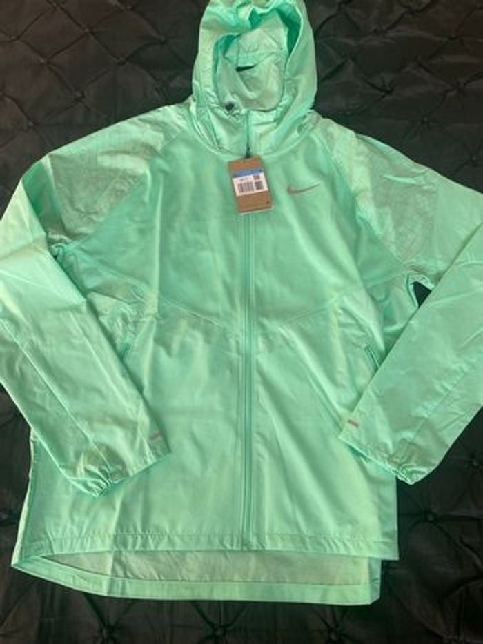 Veste nike running division miller M neuf avec etiquette authentique - photo numéro 3