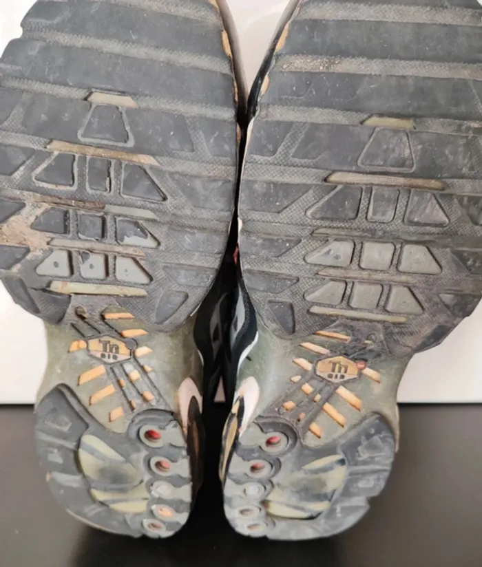Nike Air Max Plus Tn Noir & Gris - photo numéro 8