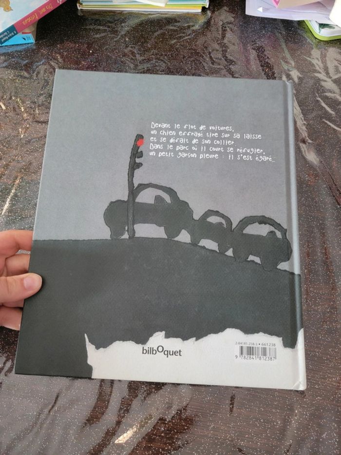 La laisse rouge - photo numéro 3