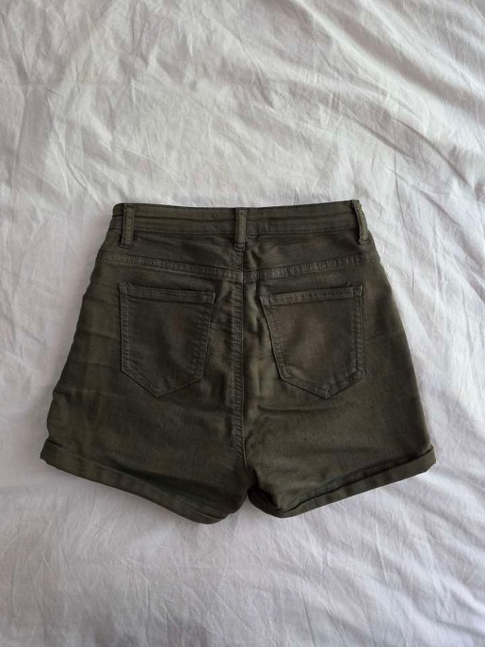 Short en jean kaki - photo numéro 2