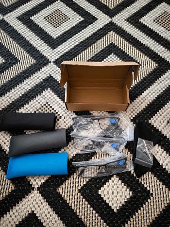 Lot de 3 lunettes de lecture+1,75 neuves