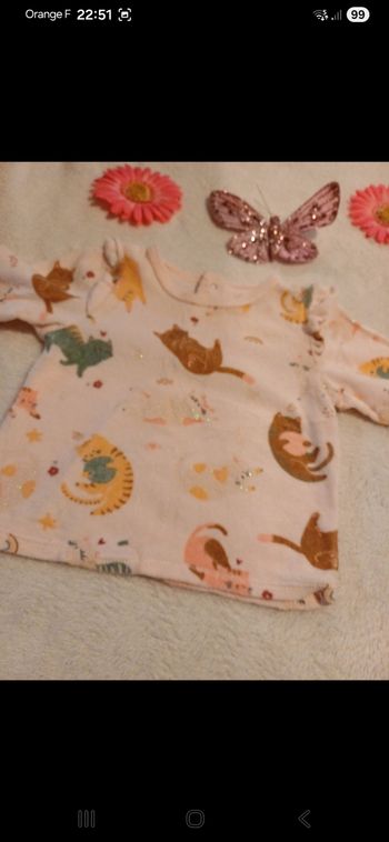 Haut de pyjama bébé taille 12 mois