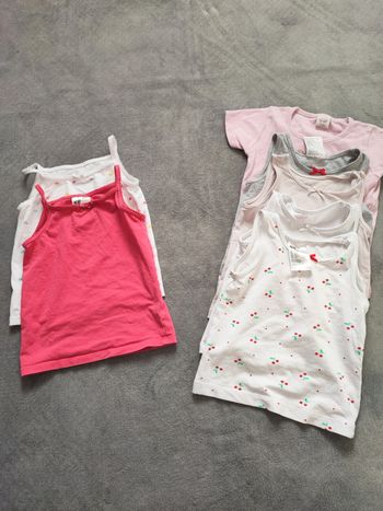 Lot de 7 débardeurs- marcel 2/4 ans (98/104)