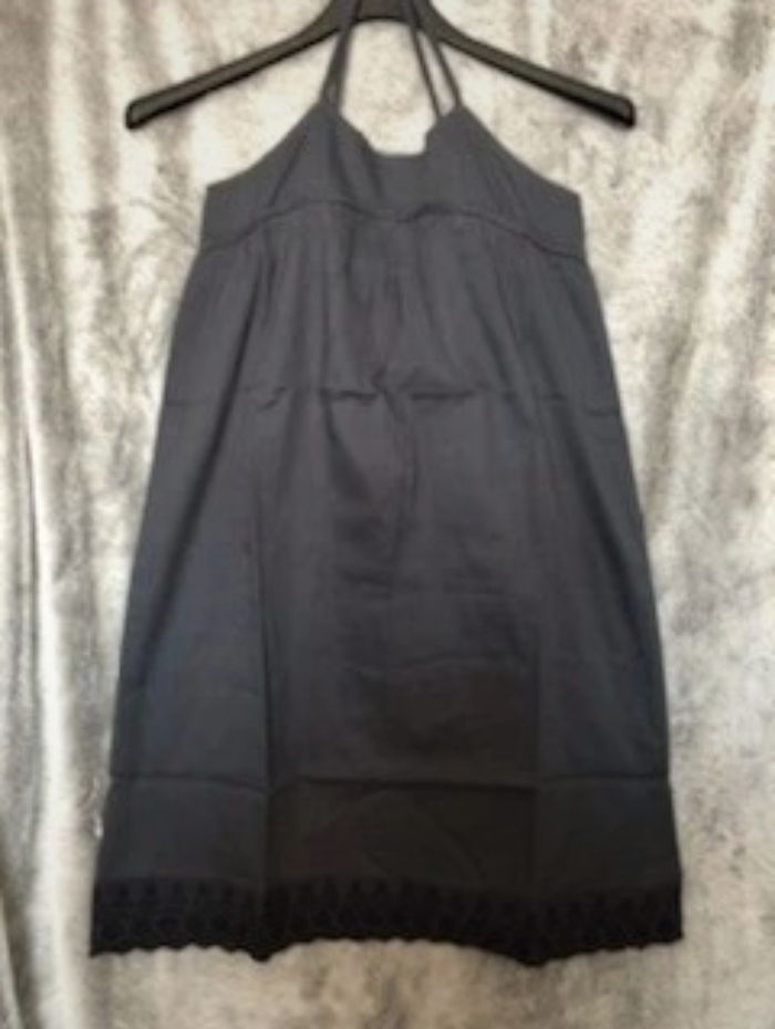 Robe 👗 à fines bretelles 14 ans - photo numéro 2