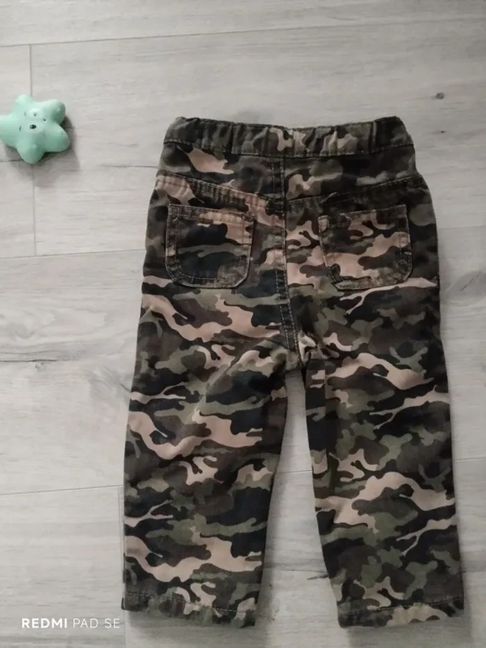 Pantalon camouflage 9 mois - photo numéro 3