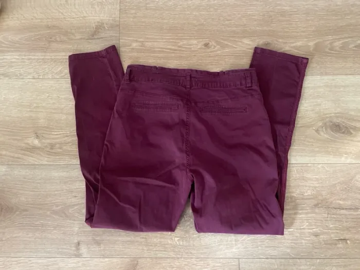 Chino Bordeaux - photo numéro 2