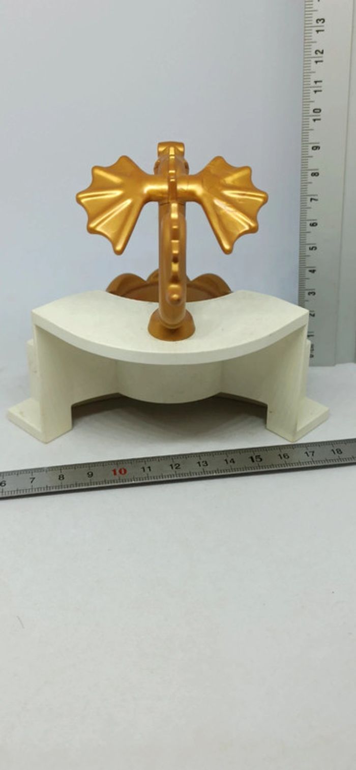 Décor de fontaine avec dragon doré playmobil - photo numéro 6