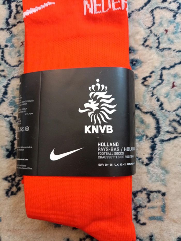 Chaussettes de foot Nike équipe Pays-Bas taille 30/35 authentique neuf - photo numéro 4