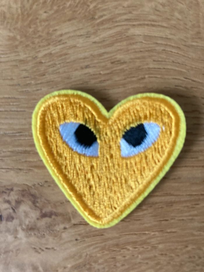 Patch thermocollant Comme des Garçons
