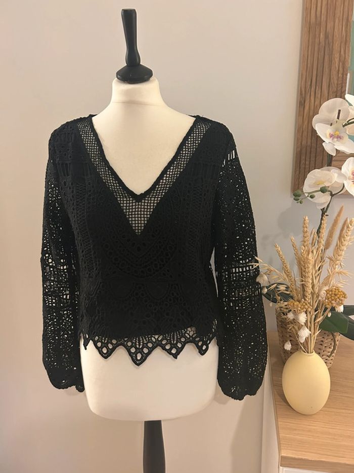 Blouse crochet noire taille M