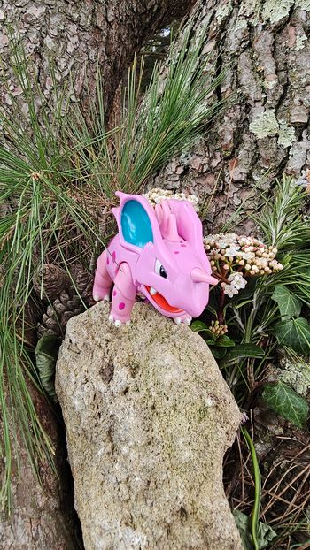 Super grande figurine Pokemon Nintendo Nidorino 