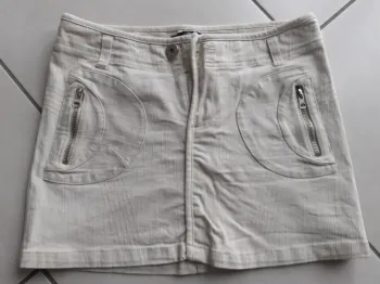 Jupe courte taille 36