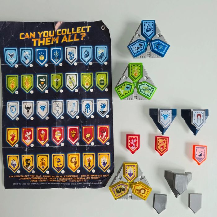 Lego Nexo Knight 15 boucliers + personnage - photo numéro 2