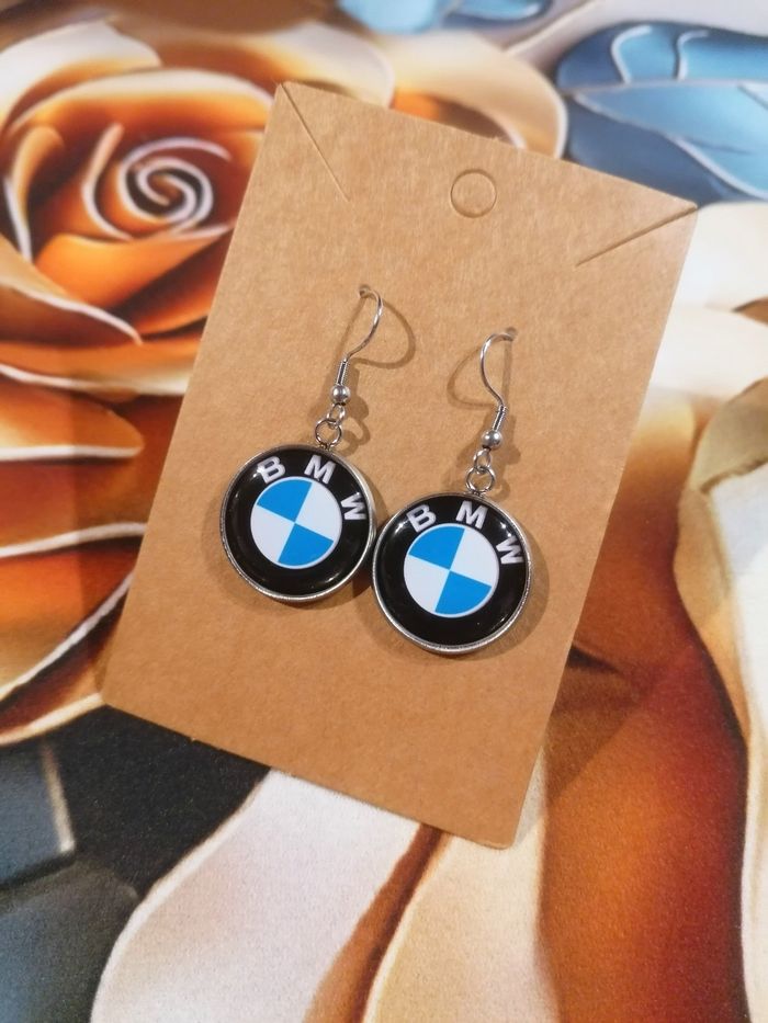 Boucle d'oreille - photo numéro 2