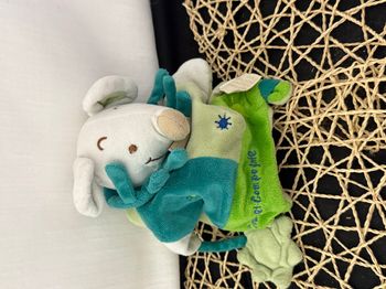 DOUDOU ET COMPAGNIE SOURIS MARIONNETTE VERTE SOLEIL BOUCLETTE
