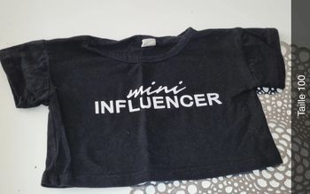 Petit haut mini influeunceur