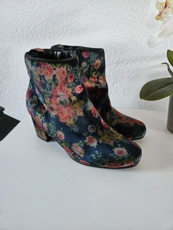 Bottines taille 38 Ligne à suivre