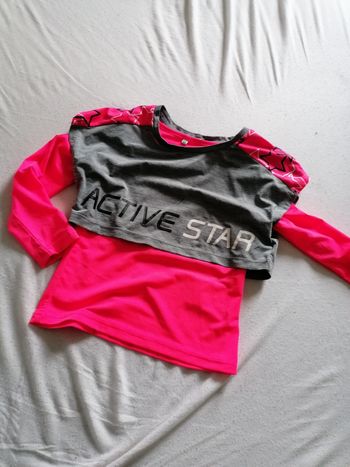 Haut tenue de sport taille 4 ans