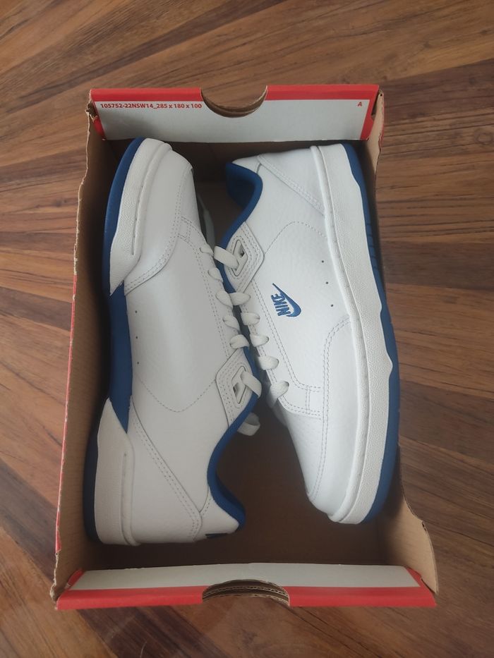 Baskets Nike grandstand ll T 38.5 - photo numéro 6