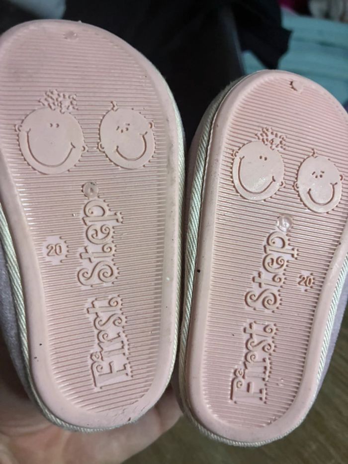 Chausson first steps taille 20 - photo numéro 3