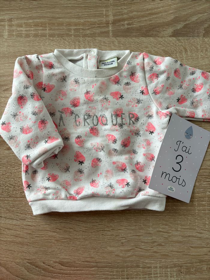 Sweat fraise TAPE A L’œil t.3m