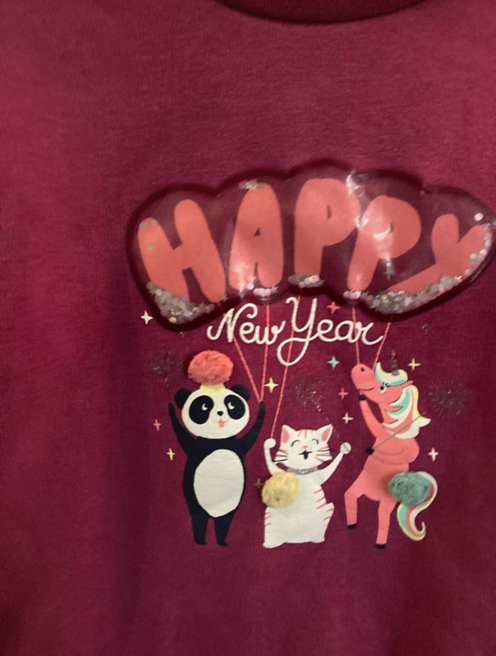Pull huit ans fille