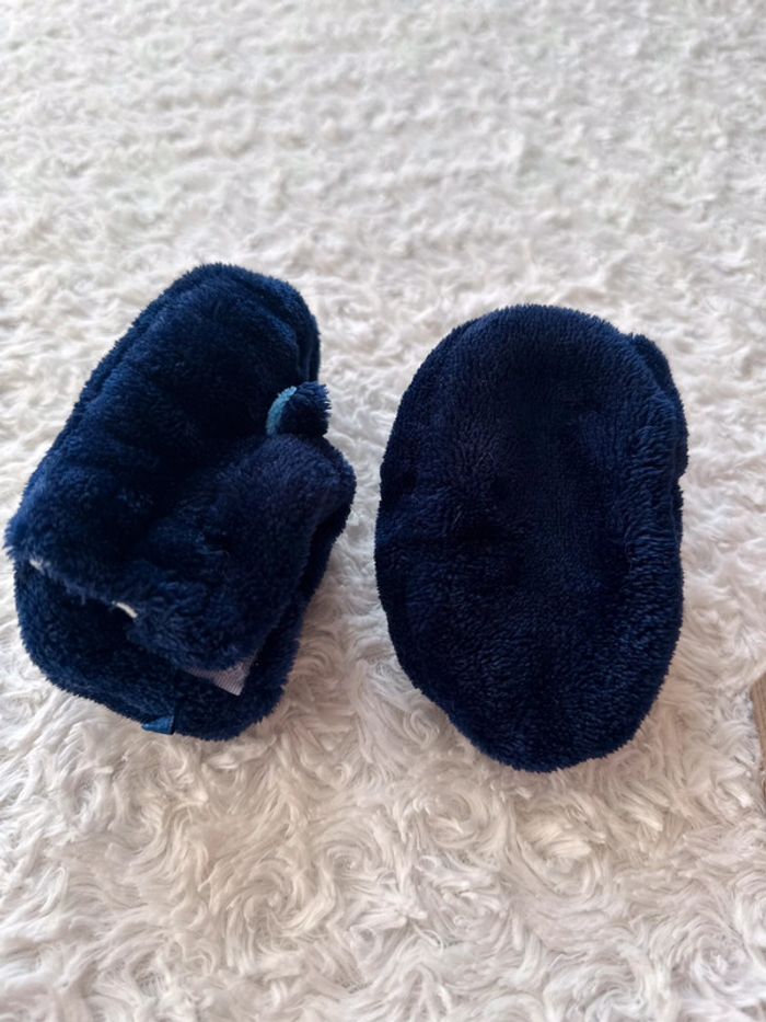 Chaussons polaires 6 mois - photo numéro 3