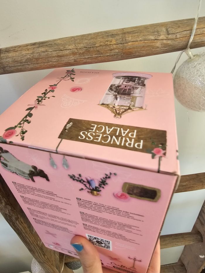 Booknook tower tour de princess palace - photo numéro 4