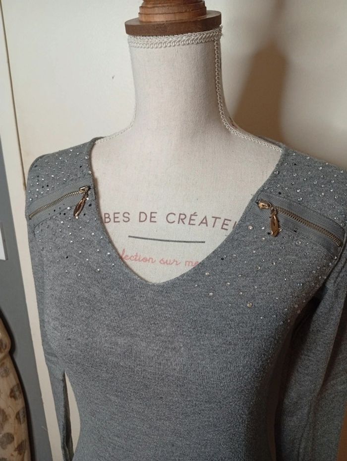 Jolie pull taille S - photo numéro 2