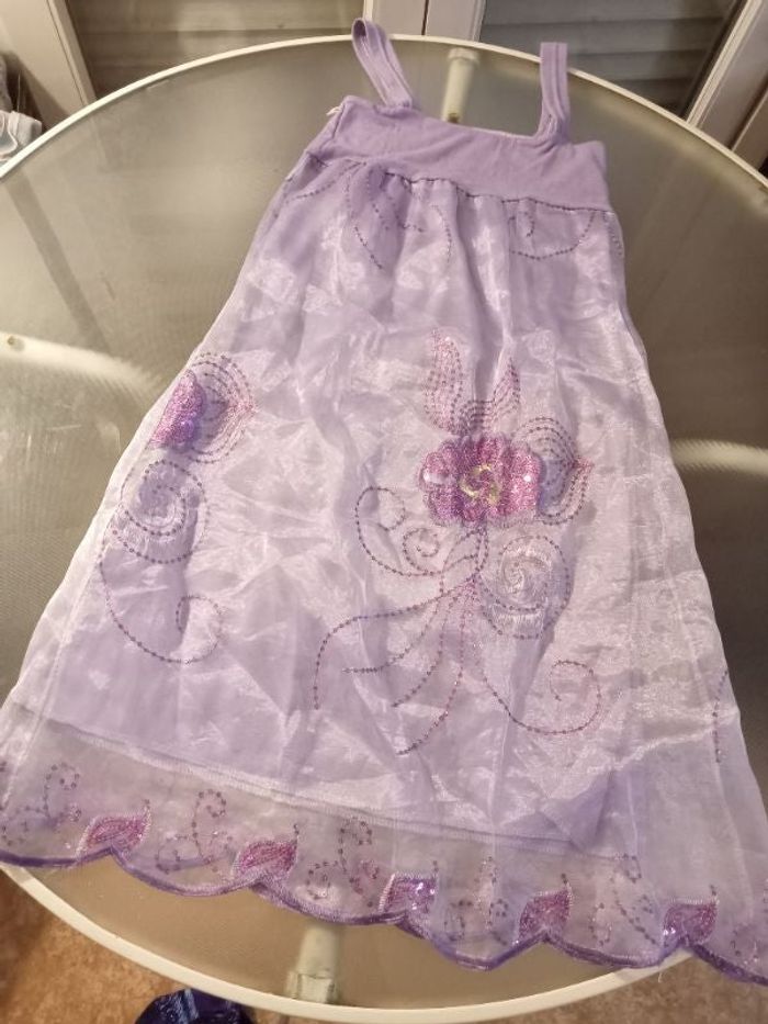 Robe 👗 (3+)
